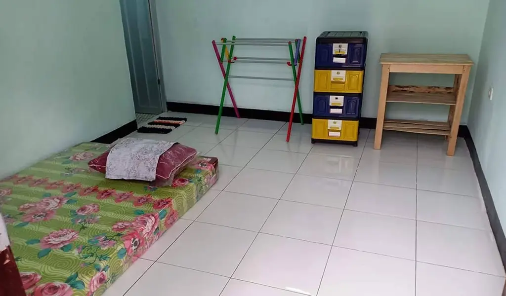 23. Kost Sadewo 35