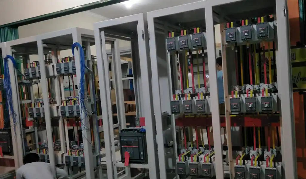AMS Panel Maker