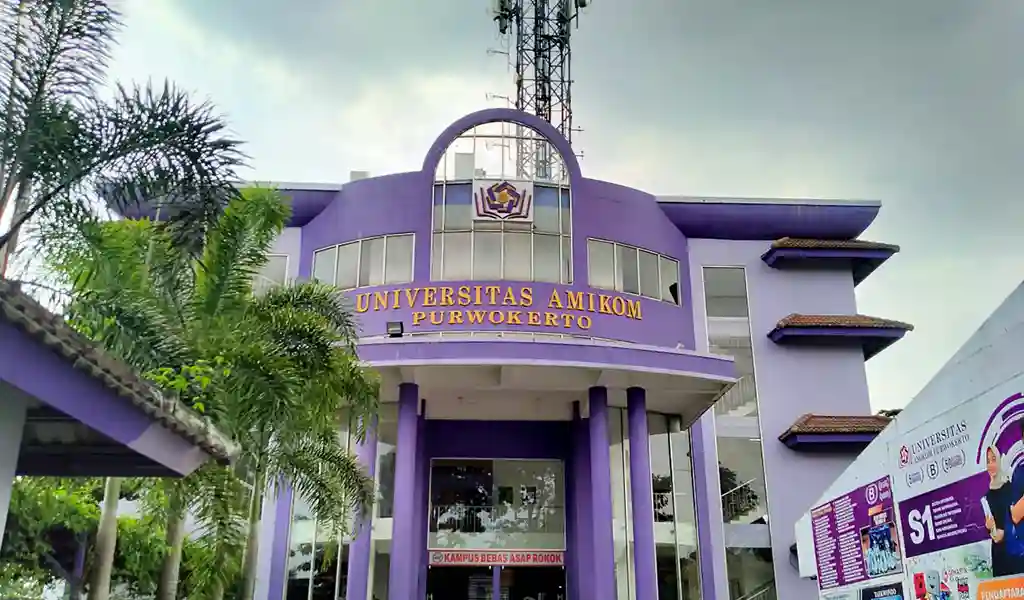 Profil Singkat AMIKOM Purwokerto