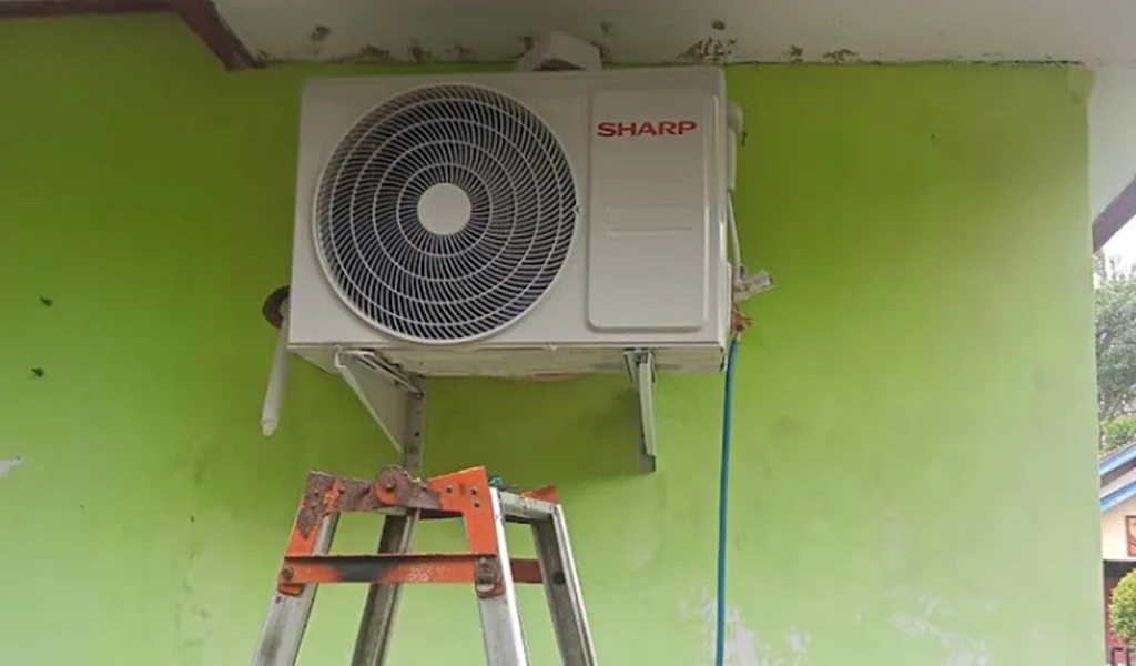 Servis AC Panggilan
