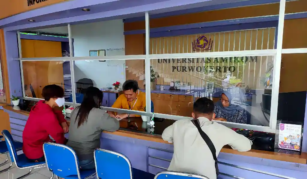 Syarat Mendaftar di AMIKOM Purwokerto
